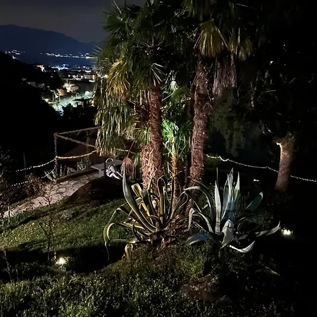 Charme - Panoramic Garden And View Дервио