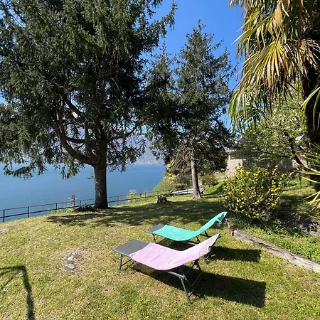 Charme - Panoramic Garden And View Вилла Дервио
